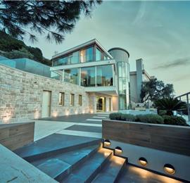 6 bedroom villa with pool and roof terrace, Sveti Staffan, sleeps 12